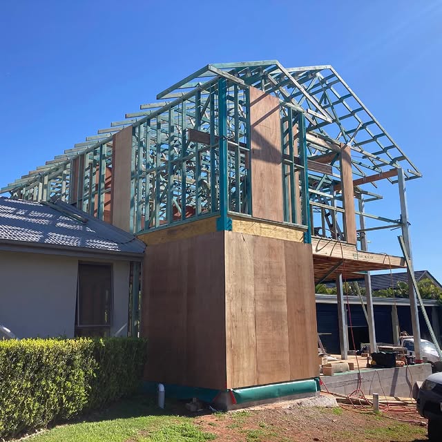 L&K Building completed luxury custom home